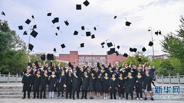 沪深优配 毕业季的“戒断反应”是为赋新词强说愁吗?